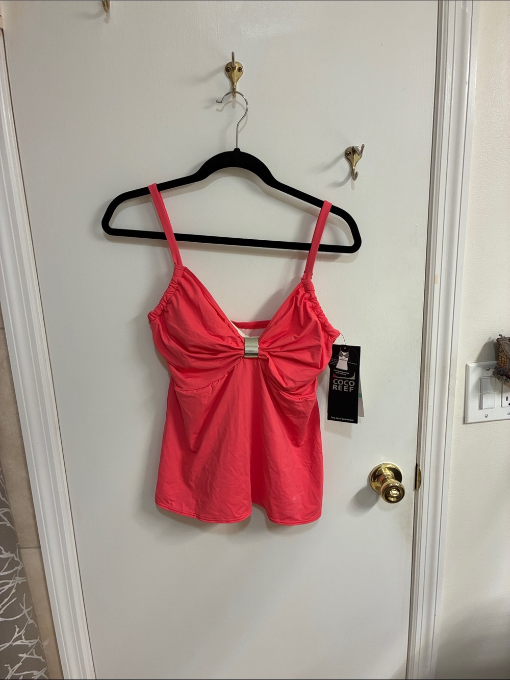 NWT Coco Reef Coral Tankini Top with Center Metal Accent 34C